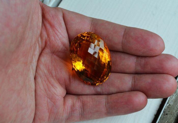 【现价再打8折特惠】108.88克拉纯天然巴西黄水晶 旺财石